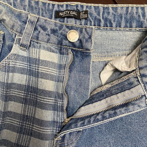 Nasty Gal High Rise Patchwork Jean, Size 6 - Picture 2 of 4